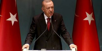 Vatandaşa zam yok: Erdoğan kendine 41 bin lira, milletvekilleri de 17 bin lira zam yapacak