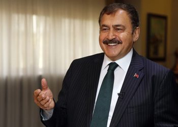 Eski AKP’li Bakan Eroğlu: “Dua edin, bol akaryakıt çıksın”