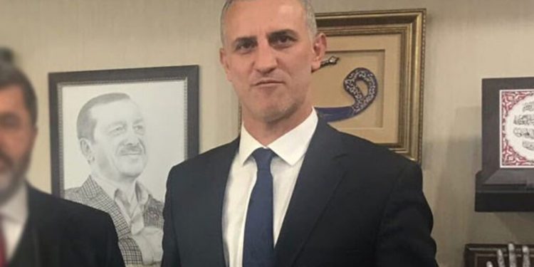 AKP’li Belediye Başkanı ezan sesinden rahatsız oldu, caminin kablolarını kesti