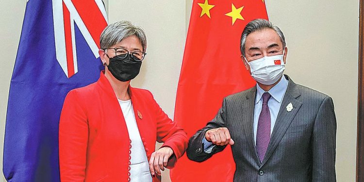 2 ülke arasında dirsek teması: Avustralya ile Çin arasındaki gerginliğin yerine yumşama adamı