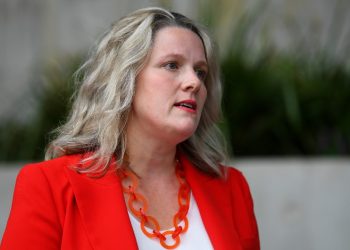 İçişleri Bakanı O’Neil’den ‘vasıflı vizesi’ müjdesi: Daha fazla Avustralyalı yetiştirmemiz gerekiyor