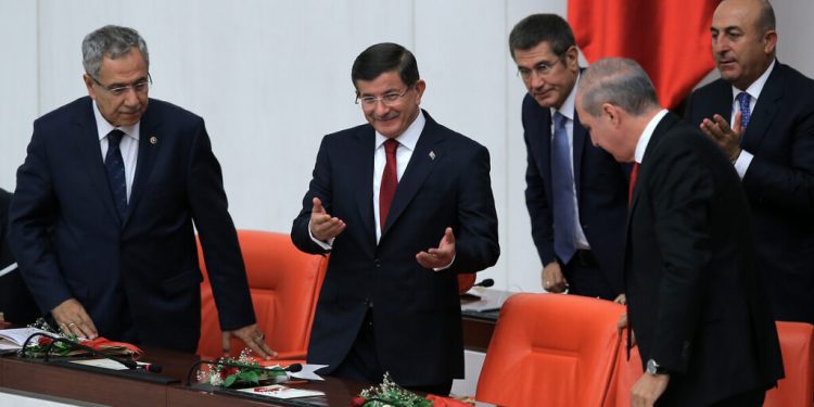 Davutoğlu: Canikli’nin ‘ben suçsuzum’ demesinin kıymeti yok, Meclis mal varlığını araştırsın