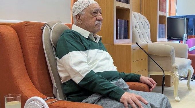 Mükafat Gülen için ‘gıyabi’ cenaze namazı kılındı
