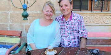 Avusturalya’dan memleketine döndü: Zeki Sağdıç doktorluğu Midyat’ta sürdürecek