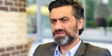 Gülen Hareketi Gönüllülerine “haşhaşi” dedi: Ahmet Koç’un kendisi uyuşturucudan yargılanıyor