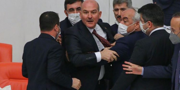 Hizmet Hareketi’ne yönelik cadı avı: Operasyonlar yüzde 175 tutuklamalar yüzde 133 arttı