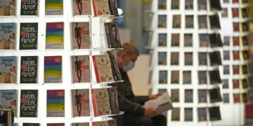 Alman Yayıncılar Birliği: Sürgündeki yazarları Erdoğan’a teslim etmeyin