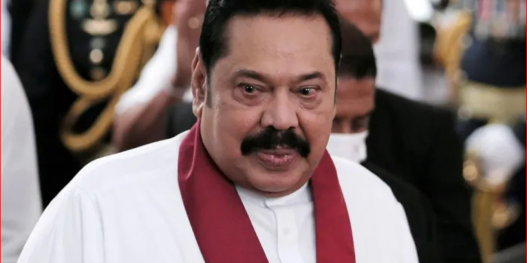 Sri Lanka Devlet Başkanı Rajapaksa ülkeden kaçmaya çalıştı