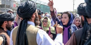 Afganistan’da kadınlar, Taliban iktidarının birinci yılında sokak eyleminde