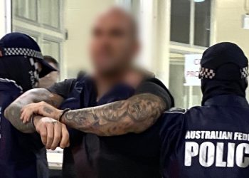 Uyuşturucu ticaretinden bültenle aranan Avustralyalı, Türkiye’ye sokulmadı