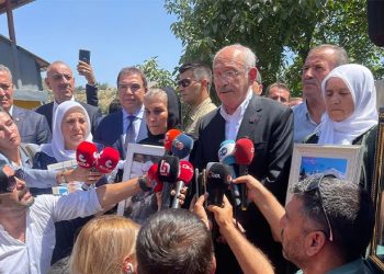 Kılıçdaroğlu Roboski’de ailelerle: Acı hâlâ dinmiş değil, bu olay aydınlatılmadan helalleşemeyiz