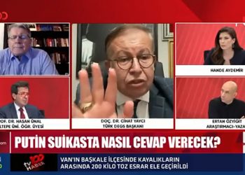 İspiyoncu generaller birbirine girdi: Cihat Yaycı ile İsmail Hakkı Pekin canlı yayında kavga etti