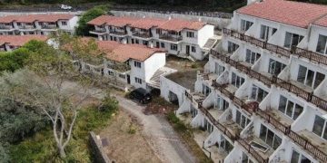 Metro Holding’in firari patronu Galip Öztürk’ün işlettiği otel yağmalandı