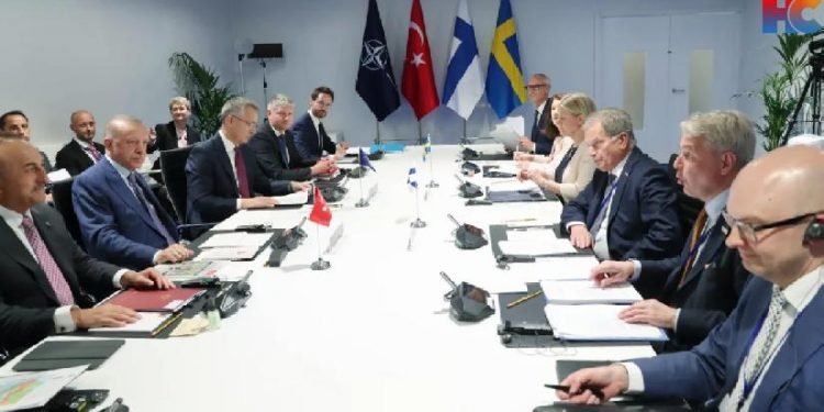 İsveç, kırmızı bültenle aranan dolandırıcıyı Türkiye’ye iade edecek