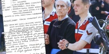 İhraç Yüzbaşı işkenceleri kayıtlara geçirdi; Doktorlar dudaklarını ısırıyordu