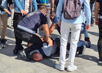 Cumartesi Anneleri davası: Gazeteci, avukat, parti temsilcileri gözaltında