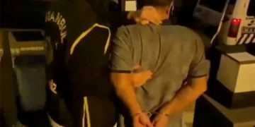 Gözaltına alınan 35 KHK’lı öğretmenden 34’ü serbest bırakıldı