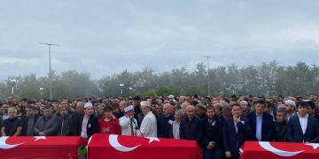 Madenciler son yolculuğa uğurlandı: ‘Temizleyeceğiz’ demişler, canlarımızı temizlediler