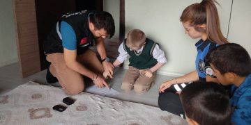 Yüksekova’da polis evlerden parmak izi topluyor: Yeni bir fişleme mi?