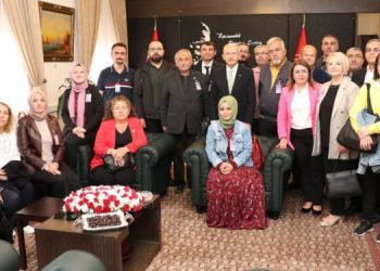 Mülakat belgesine ulaşmıştı: Hakkı gasp edilen Hakim-Savcı adayı Temur, Kılıçdaroğlu ile görüştü