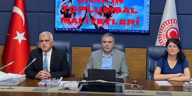 ‘OHAL’in acı raporu: ‘KHK mağdurlarının yüzde 61,5’i göç etmek zorunda kaldı’