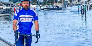 1,5 yaşındaki kızı da babasına eşlik etti: Mağdurların sesi için 9 gün yol katetti