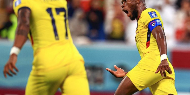 Dünya Kupası’nın ilk golleri Valencia’dan:Açılışa Fenerbahçeli yıldız damga vurdu