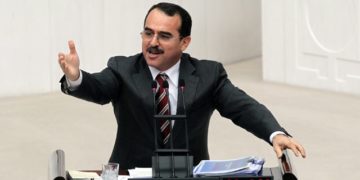 AKP’li eski Adalet Bakanı: Demirtaş’ın Diyarbakır’a götürülmesi kararı Adalet Bakanlığı’nı aşar