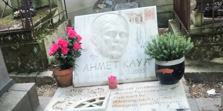 Ahmet Kaya’nın ağabeyinden Erdoğan’a olumsuz yanıt: Mezarını getirmeyeceğiz