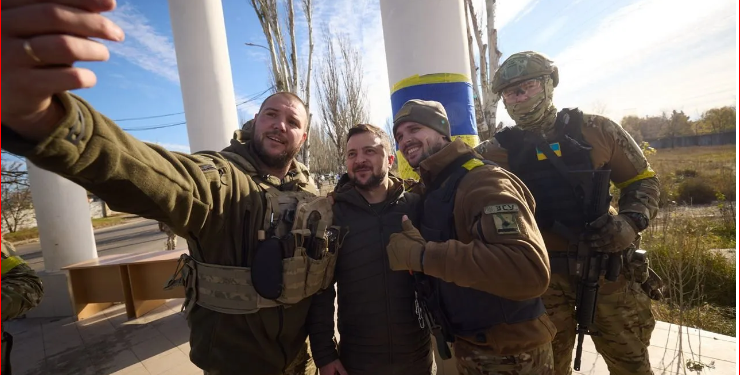 Ukrayna lideri Zelenskiy, Rusya’nın işgalden çekildiği Herson’da