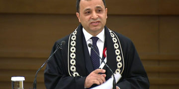 AYM Başkanı Arslan 123 bin bireysel başvuruya isyan etti: ‘Hak ihlali kaynaklarını kurutun’