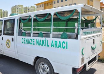 Tabutla sevkiyat: AKP’li belediyeye ait cenaze aracında 5.8 kilo esrar yakalandı