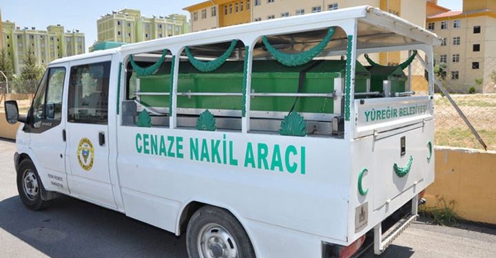 Tabutla sevkiyat: AKP’li belediyeye ait cenaze aracında 5.8 kilo esrar yakalandı