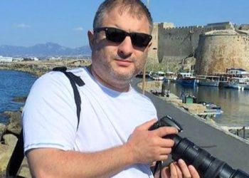 Gözaltına alındı:Mağdurların sesi olan KHK TV muhabiri Ahmet Erkan Yiğitsözlü’nün evinde arama yapılıyor