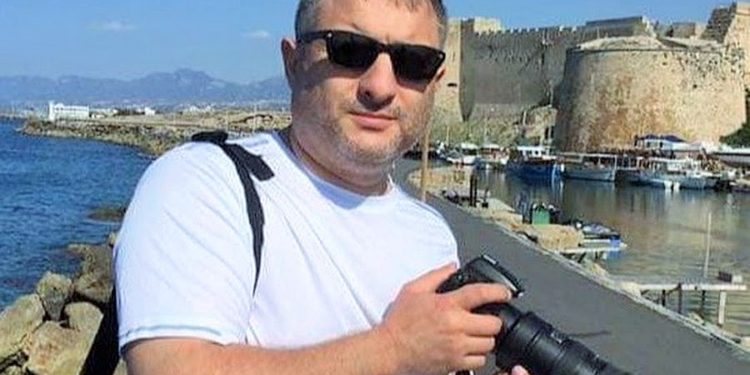 Gözaltına alındı:Mağdurların sesi olan KHK TV muhabiri Ahmet Erkan Yiğitsözlü’nün evinde arama yapılıyor