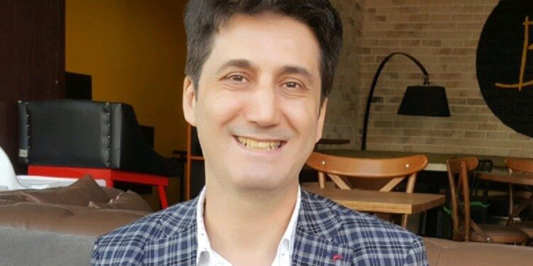 Kansere yakalanan Gazeteci Hüseyin Sümer hakka yürüdü