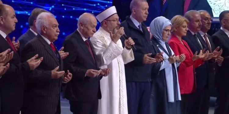 Eski AKP’li Çamuroğlu: 28 Şubat’ın tüm temel aktörleri Cumhur İttifakı’nın ortağı