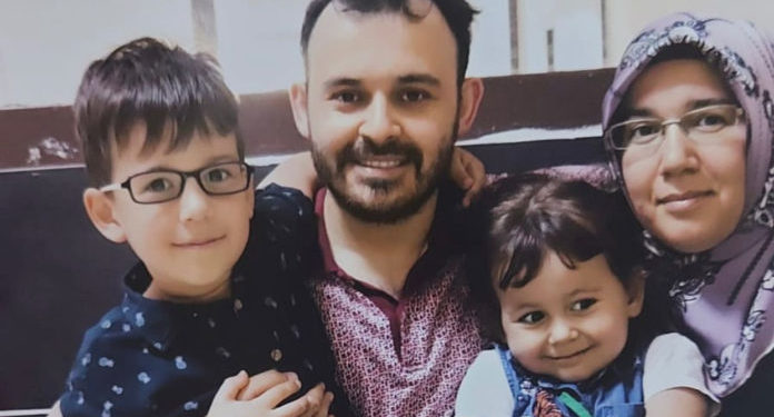 Babaları 5 yıldır tutukluydu, anneleri de dün cezaevine gönderildi