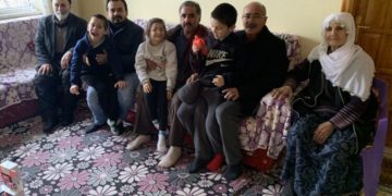 KHK’lı baba ve anne vetaf ett: Gülden ailesi öksüz ve yetim kalan torunlarına bakıcı arıyor