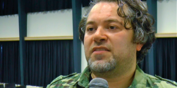 Sanatçı Süvari Öztürk, toplumsal enkazın klibini çekti