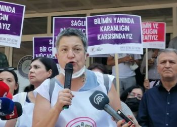 Tahliye edilen TTB Başkanı Fincancı: Korkmaya devam etsinler, mücadeleyi kazanmadan bırakmayanlarız