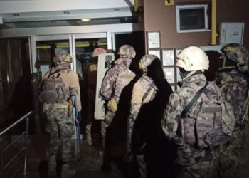 AKP Rejimi’nden rüya operasyonu: Umut rüyaları paylaştılar diye 120 polis ve dronla evleri basıldı
