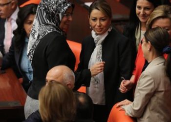 CHP ve İYİ Parti’den başörtüsü teklifine red: Genel Kurul’da destek vermeyecek