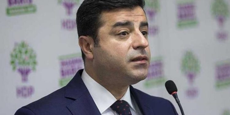 Demirtaş: Altı buçuk yıldır ilk defa tahliye talep ediyorum ama vicdanlar çürümüş