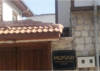 Akın İpek, AKP rejminin gasp ettiği Maraş’taki evi için: Keşke o da yıkılsaydı diye geçti içimden