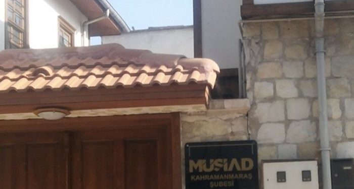 Akın İpek, AKP rejminin gasp ettiği Maraş’taki evi için: Keşke o da yıkılsaydı diye geçti içimden