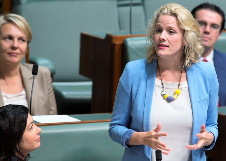 İçişleri Bakanı Clare O’Neil : Avustralya göçmenlik sistemini revize edecek