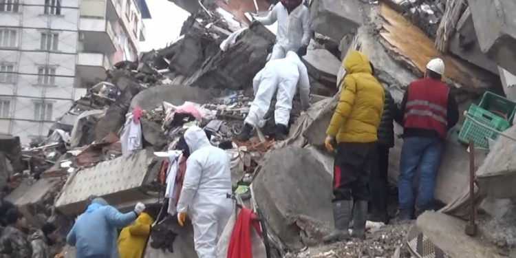 Gaziantep’in AKP’li Belediye Başkanı Şahin: 60 bin nüfuslu ilçenin yarısından çoğu yok