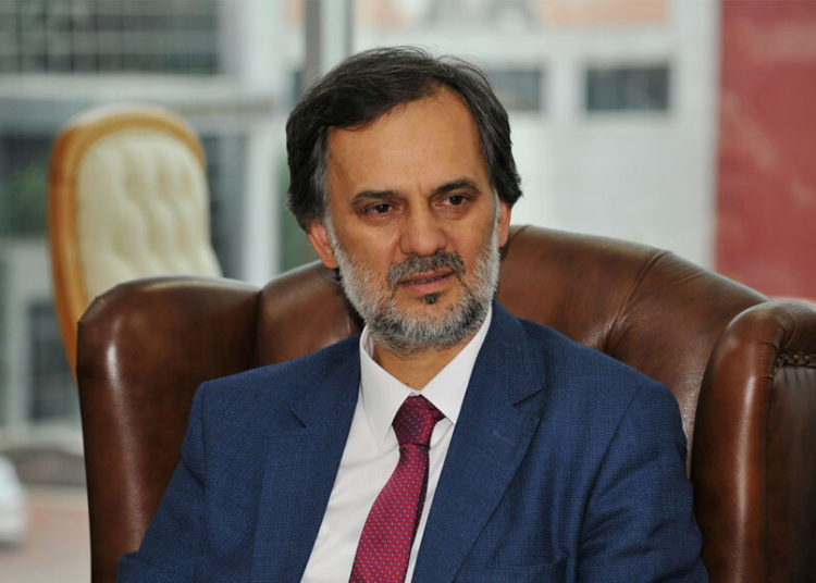 Kızılay’ın CEO’su Deniz Feneri’nden yargılandı, beraate ilk tebrik SADAT kurumundan geldi