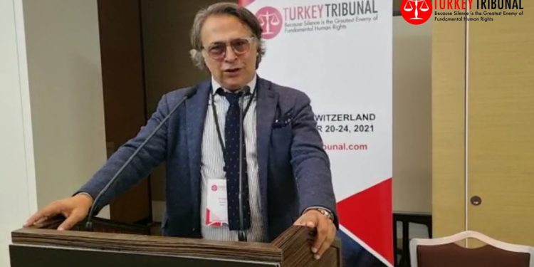 Modacı Barbaros Şansal, İstanbul’da gözaltına alındı